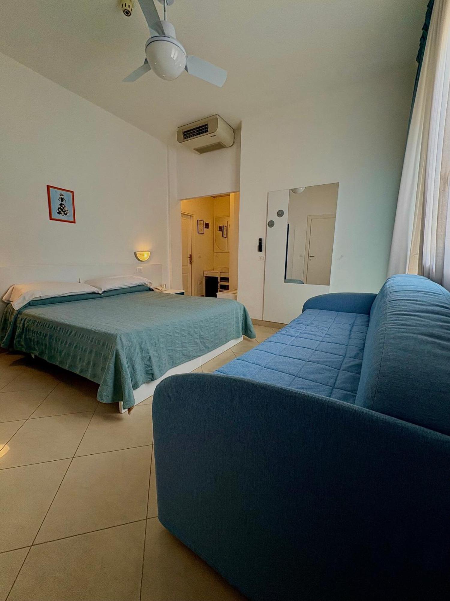 Hotel Fortuna Кіоджа Екстер'єр фото
