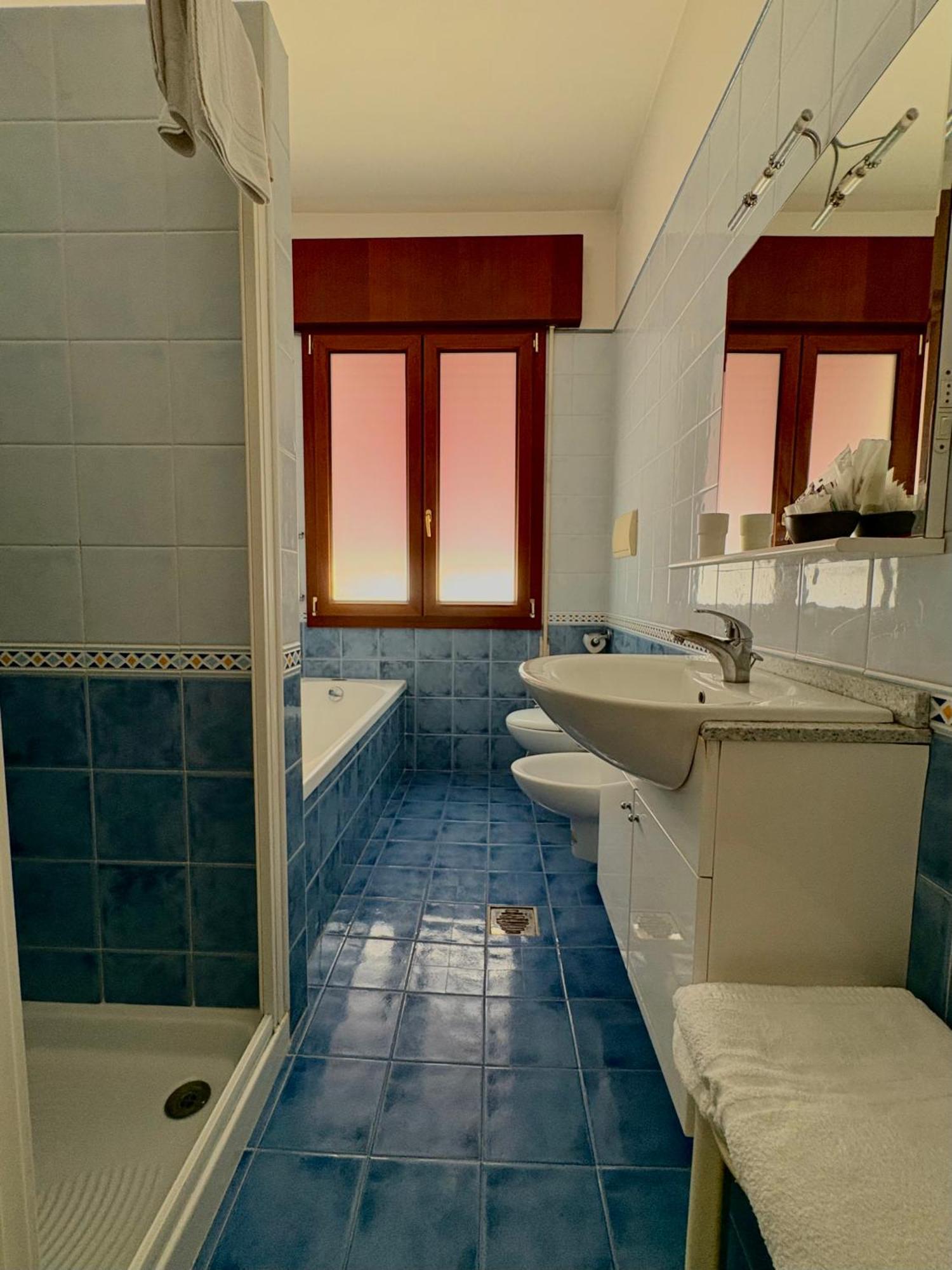 Hotel Fortuna Кіоджа Екстер'єр фото